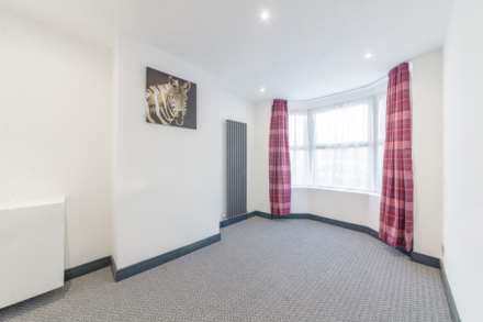 2 Bedroom House- Coventry Road, Reading, Image 11