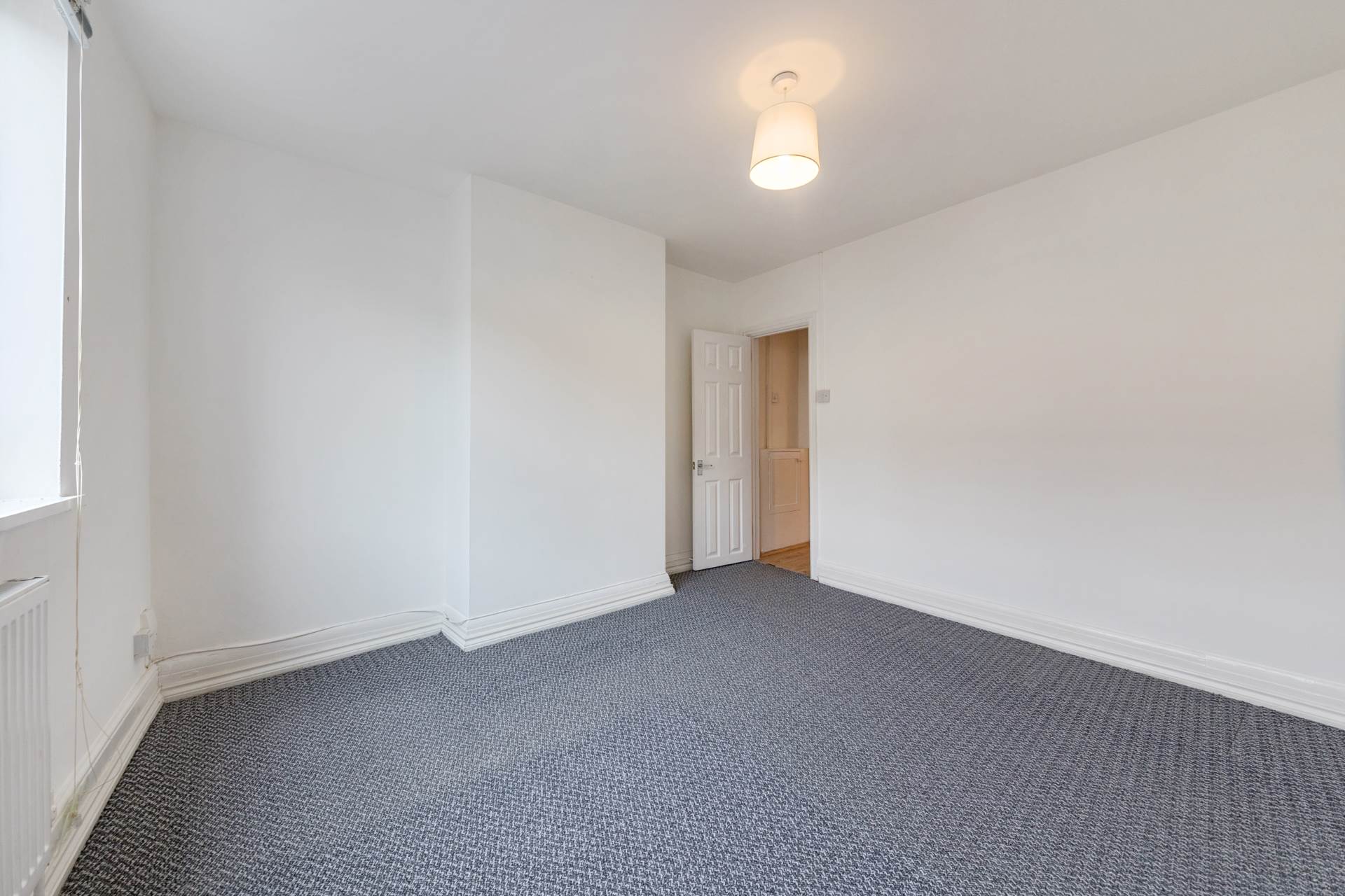 3 BEDROOM HOUSE- Sherwood Street, Reading, Image 5