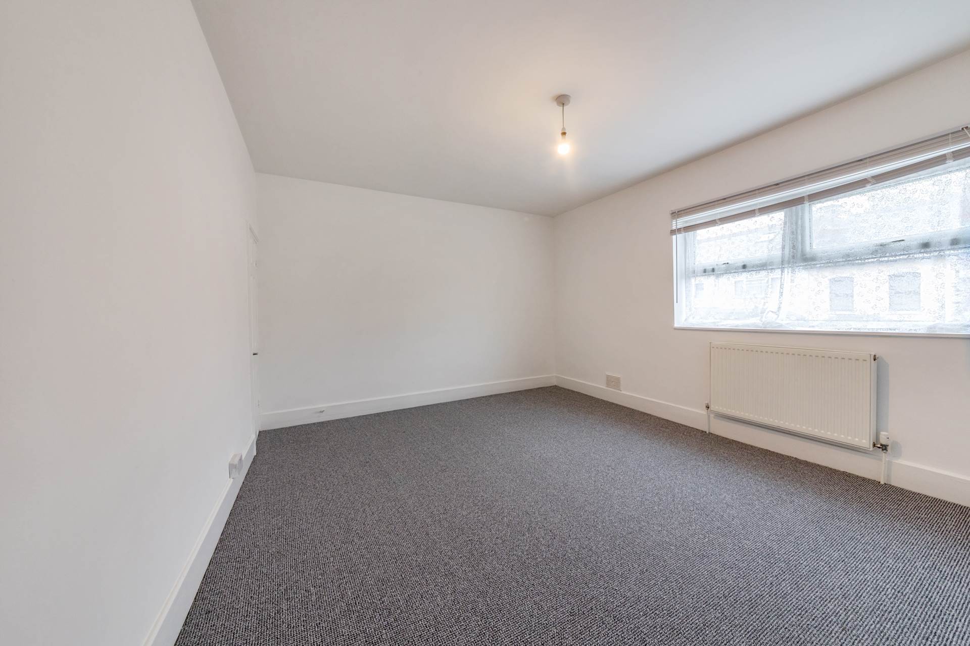 3 BEDROOM HOUSE- Sherwood Street, Reading, Image 6