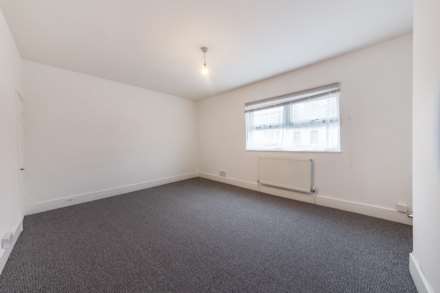 3 BEDROOM HOUSE- Sherwood Street, Reading, Image 10