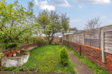 3 BEDROOM HOUSE- Sherwood Street, Reading, Image 25