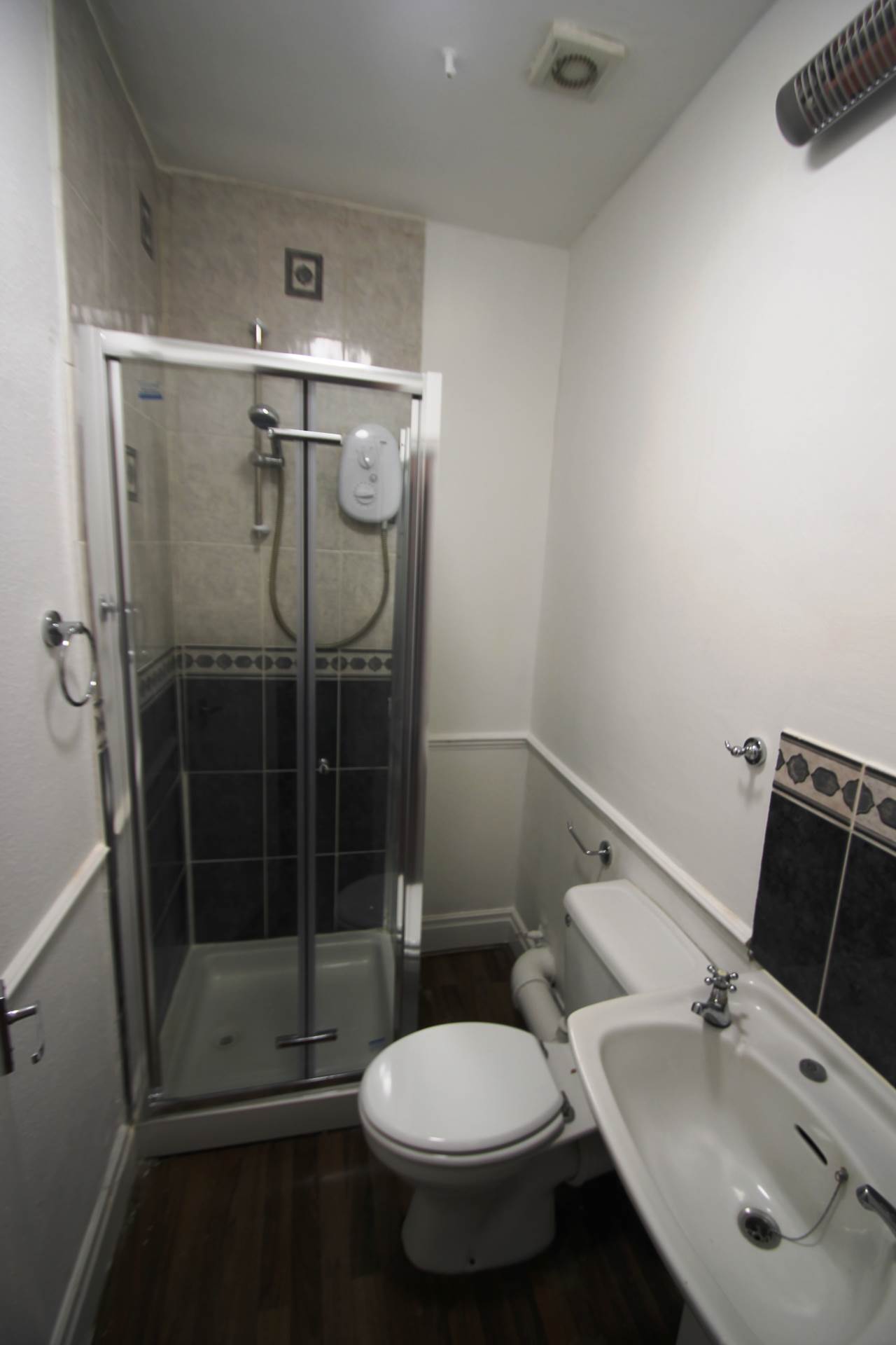 STUDIO FLAT FOR SALE, Castle Hill, Reading, Image 7