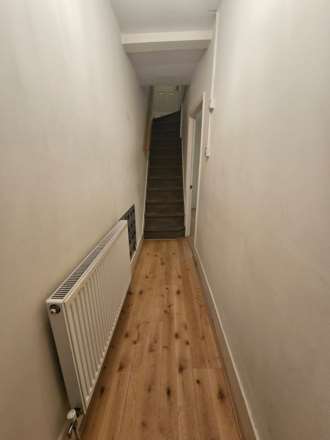 Kensington Road, Reading, Image 4