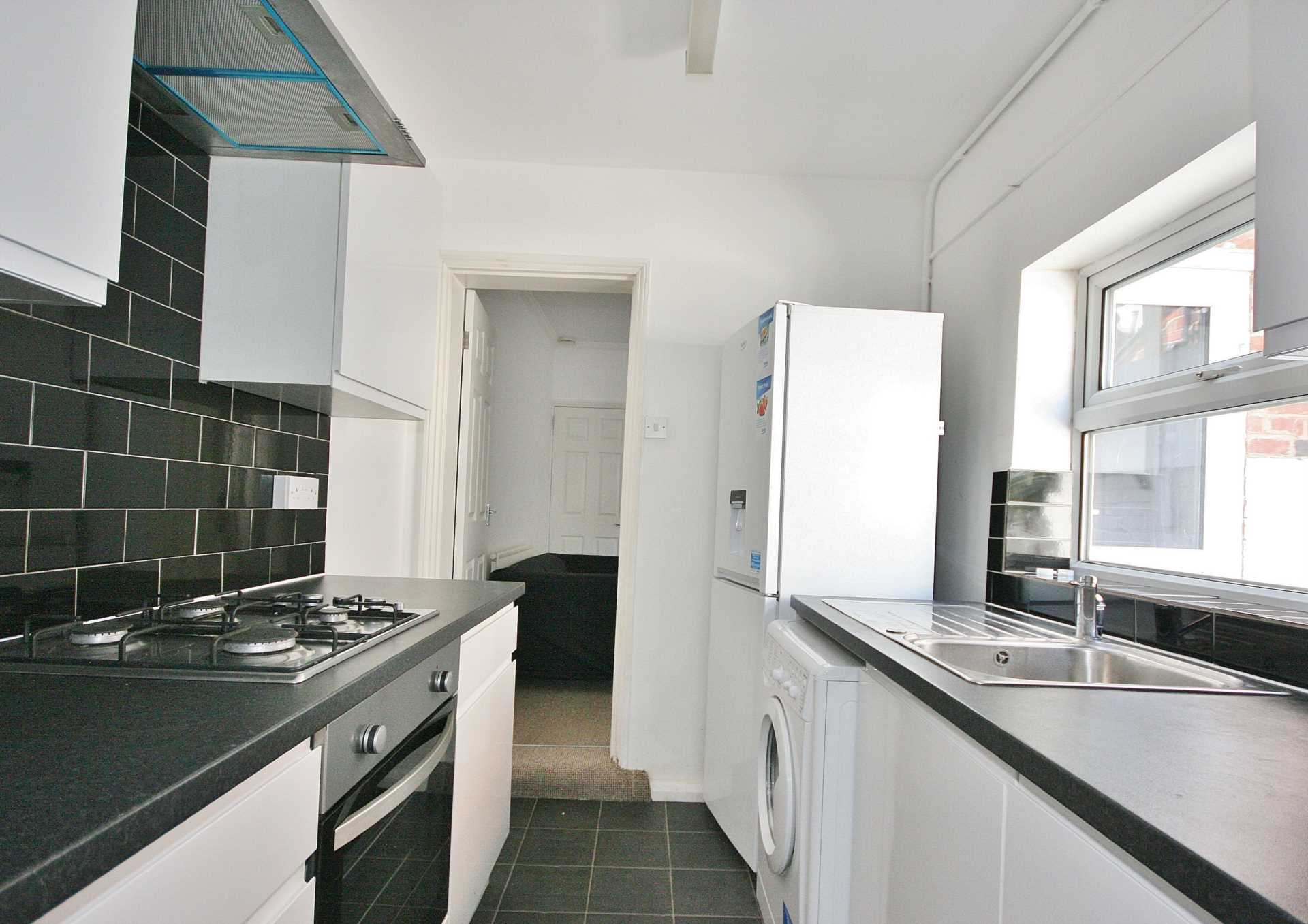 3 Bed- Filey Road, Reading, Image 2
