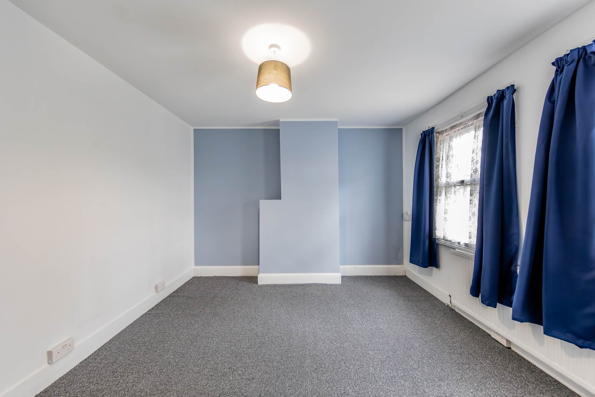 3 BEDROOM SPACIOUS PROPERTY - Water Road, Reading, Image 28