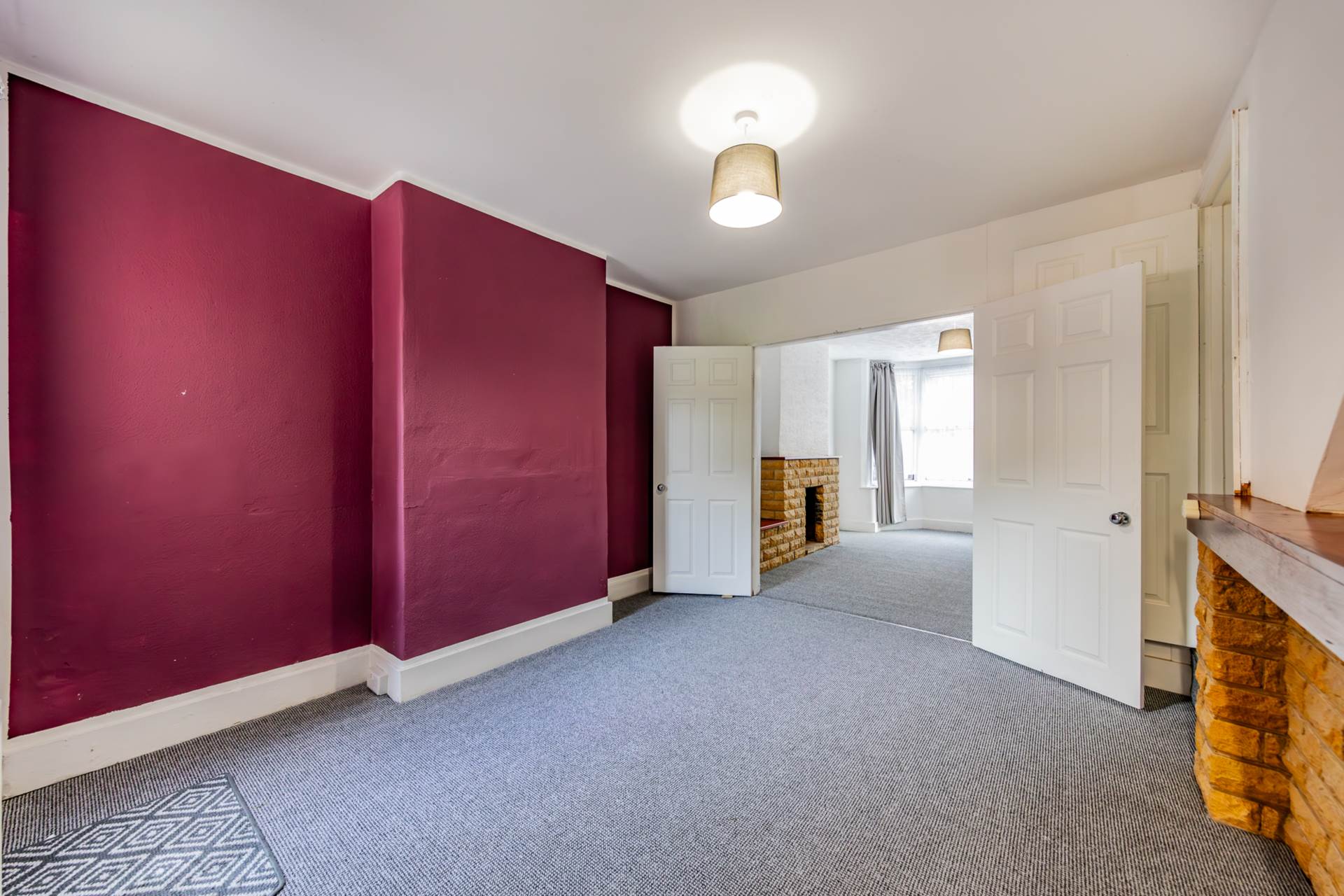 3 BEDROOM SPACIOUS PROPERTY - Water Road, Reading, Image 6