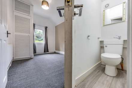 3 BEDROOM SPACIOUS PROPERTY - Water Road, Reading, Image 20