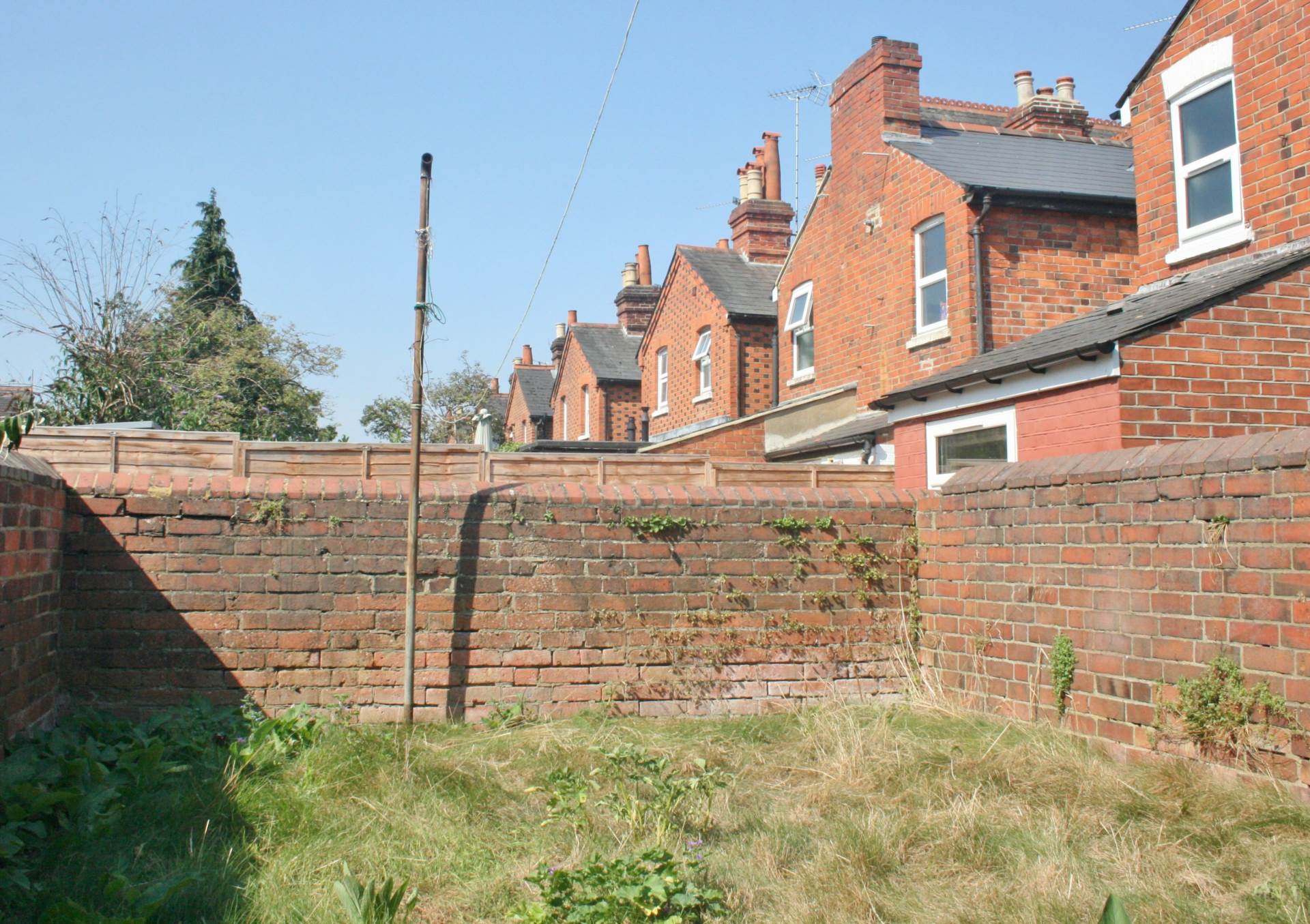 3/4 BEDROOM HOUSE- Manchester Road, Reading, Image 12