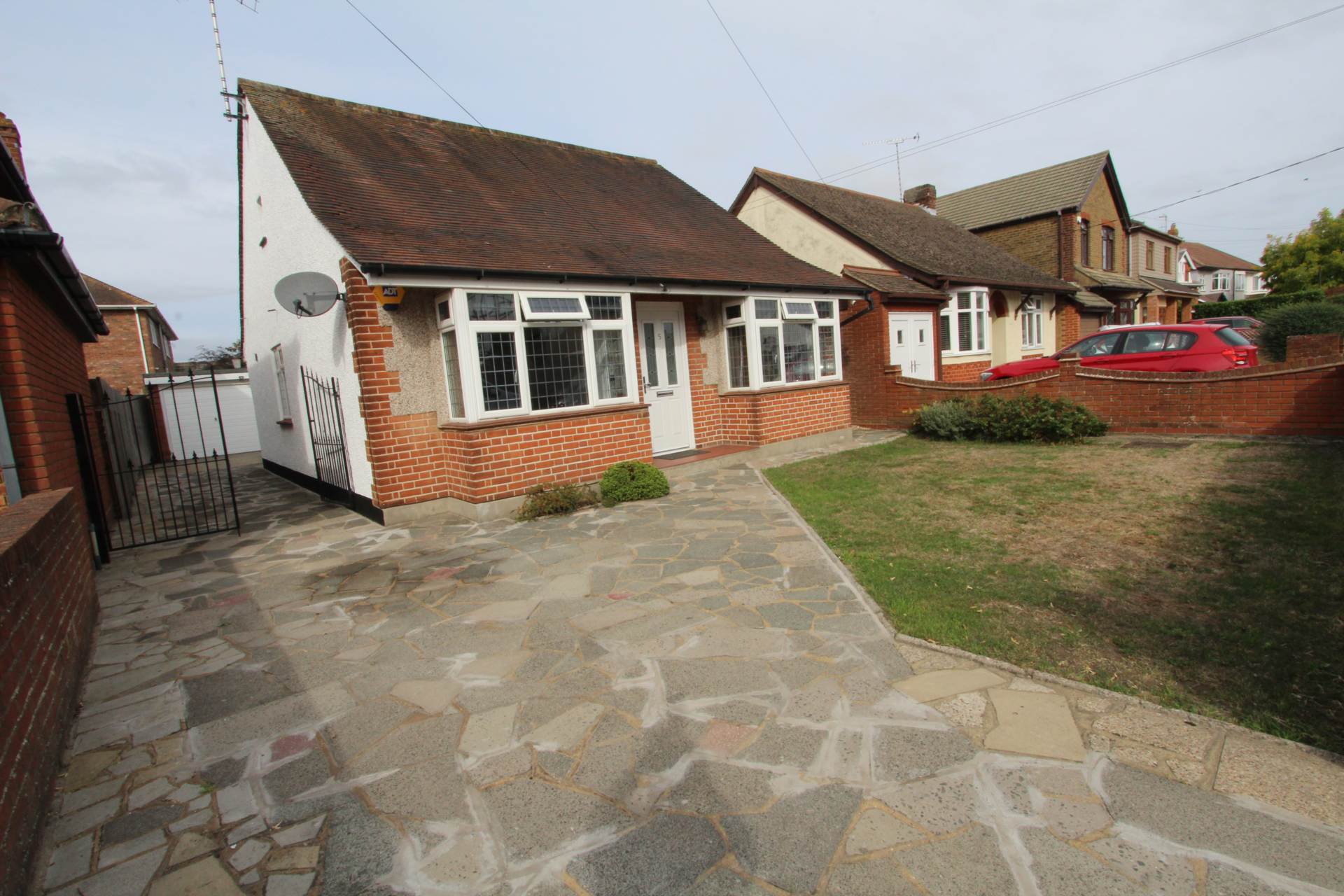 Common Approach, Benfleet, Image 1