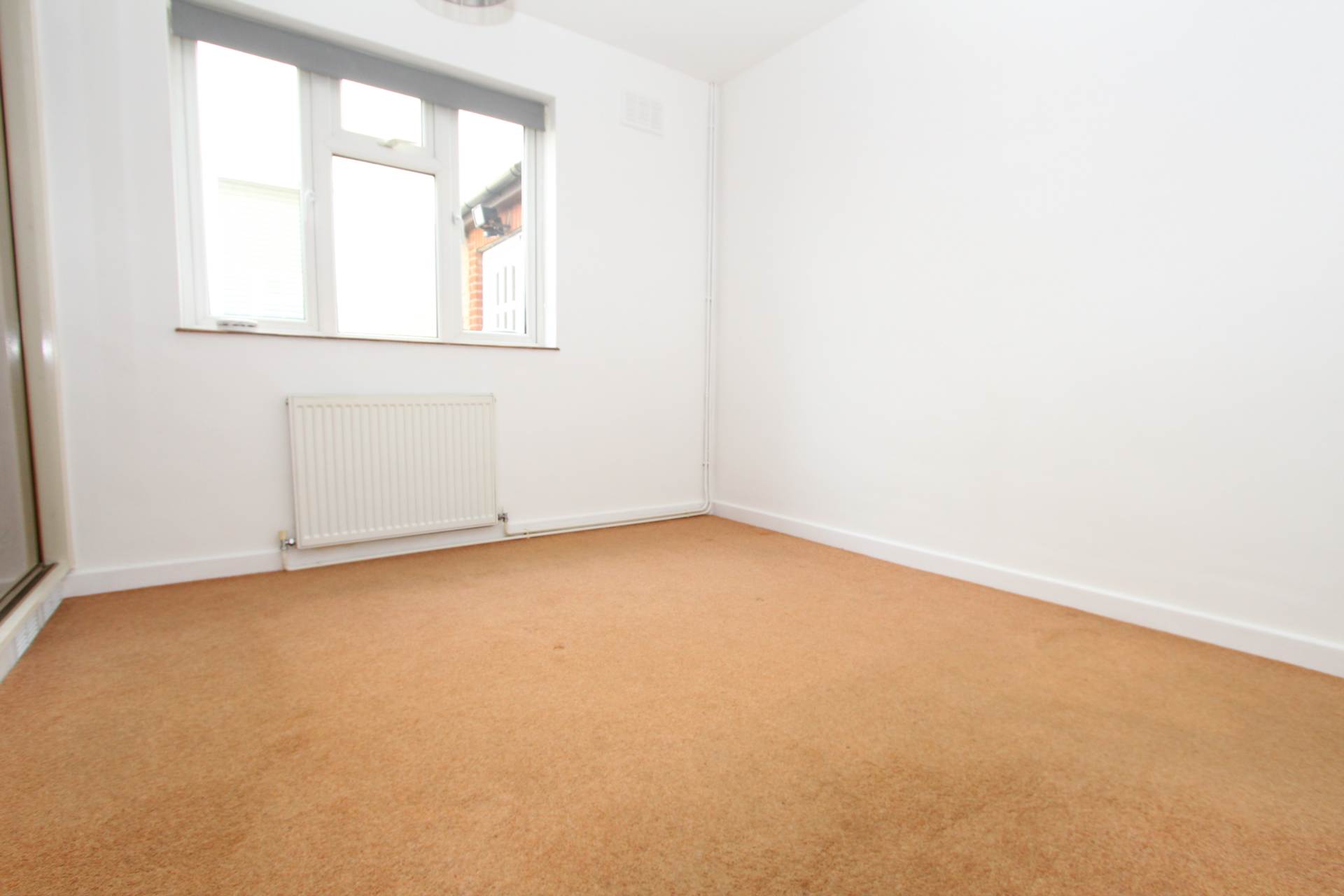 Common Approach, Benfleet, Image 4