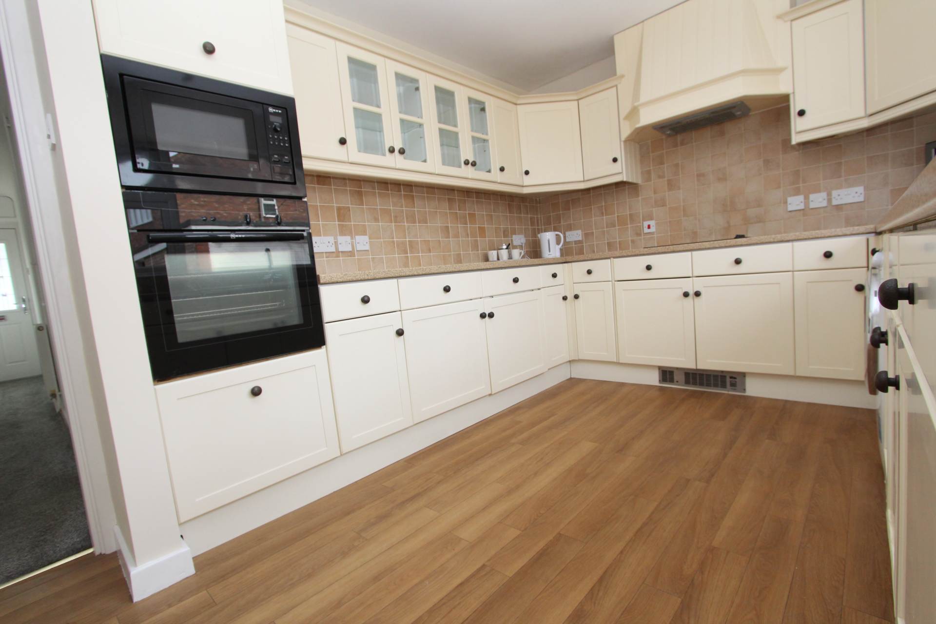 Common Approach, Benfleet, Image 6