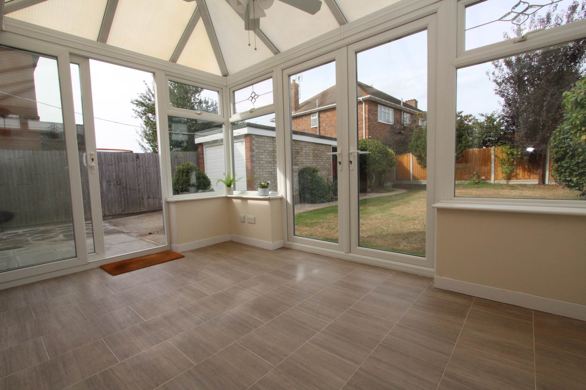 Common Approach, Benfleet, Image 8