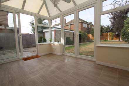 Common Approach, Benfleet, Image 8