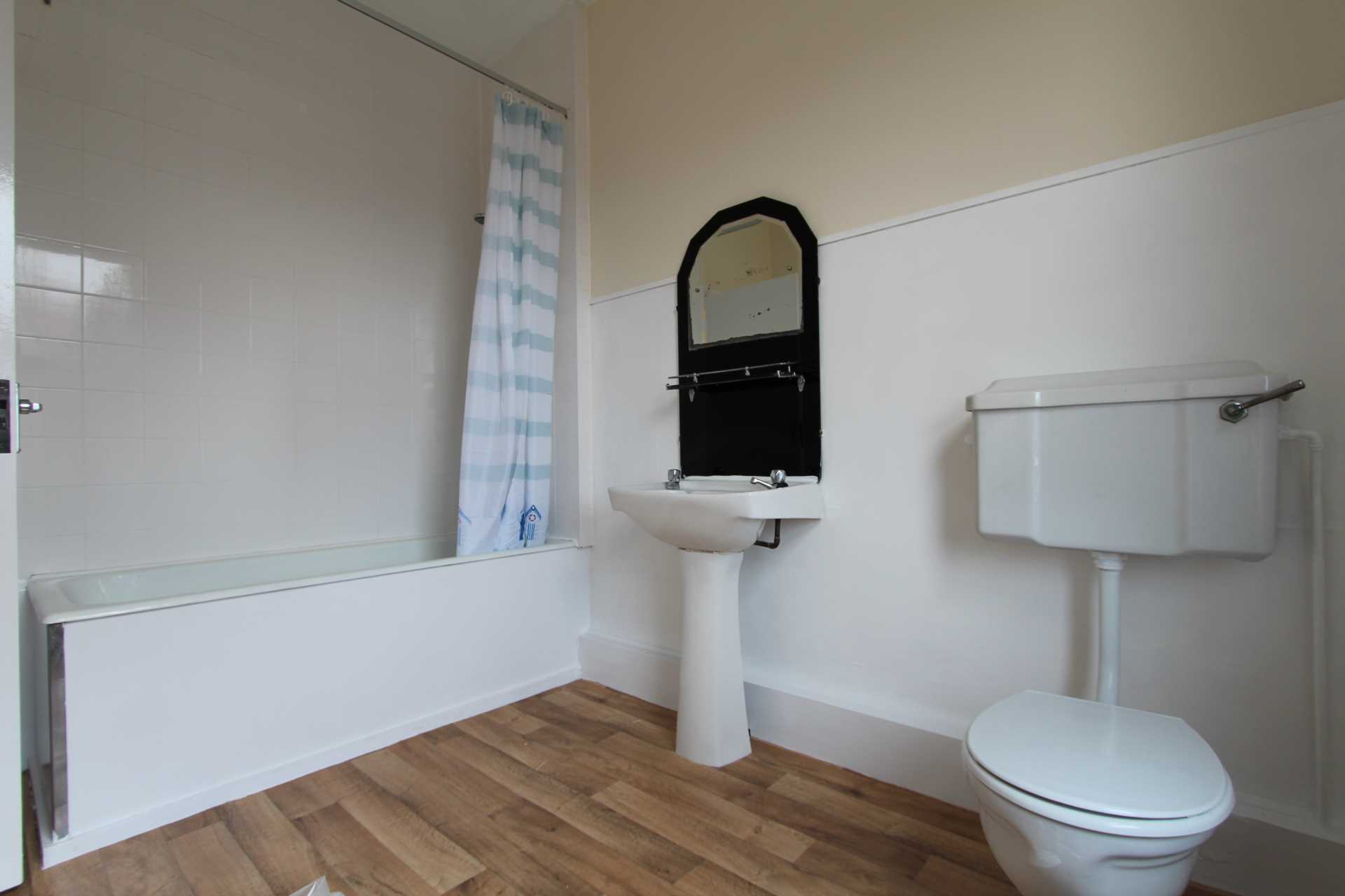 Colchester Road, Southend On Sea, Image 6
