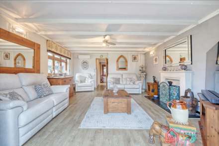 Wellington Road, Hullbridge, Image 9