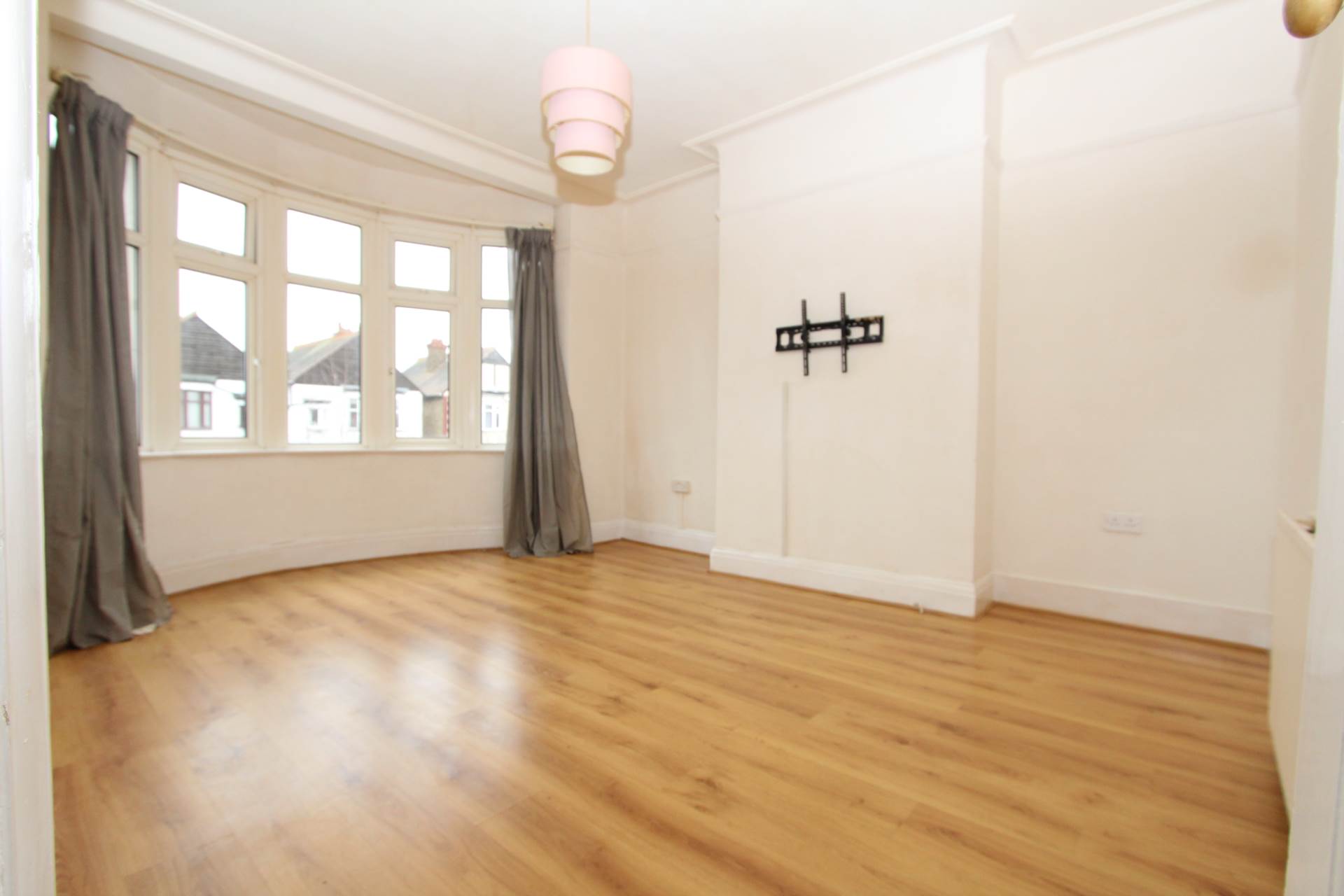 Ilfracombe Road Southend on sea, Image 2