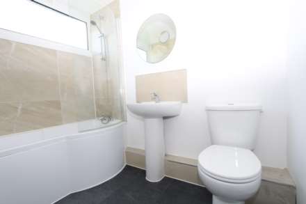 Clifton Walk, Benfleet, Image 9