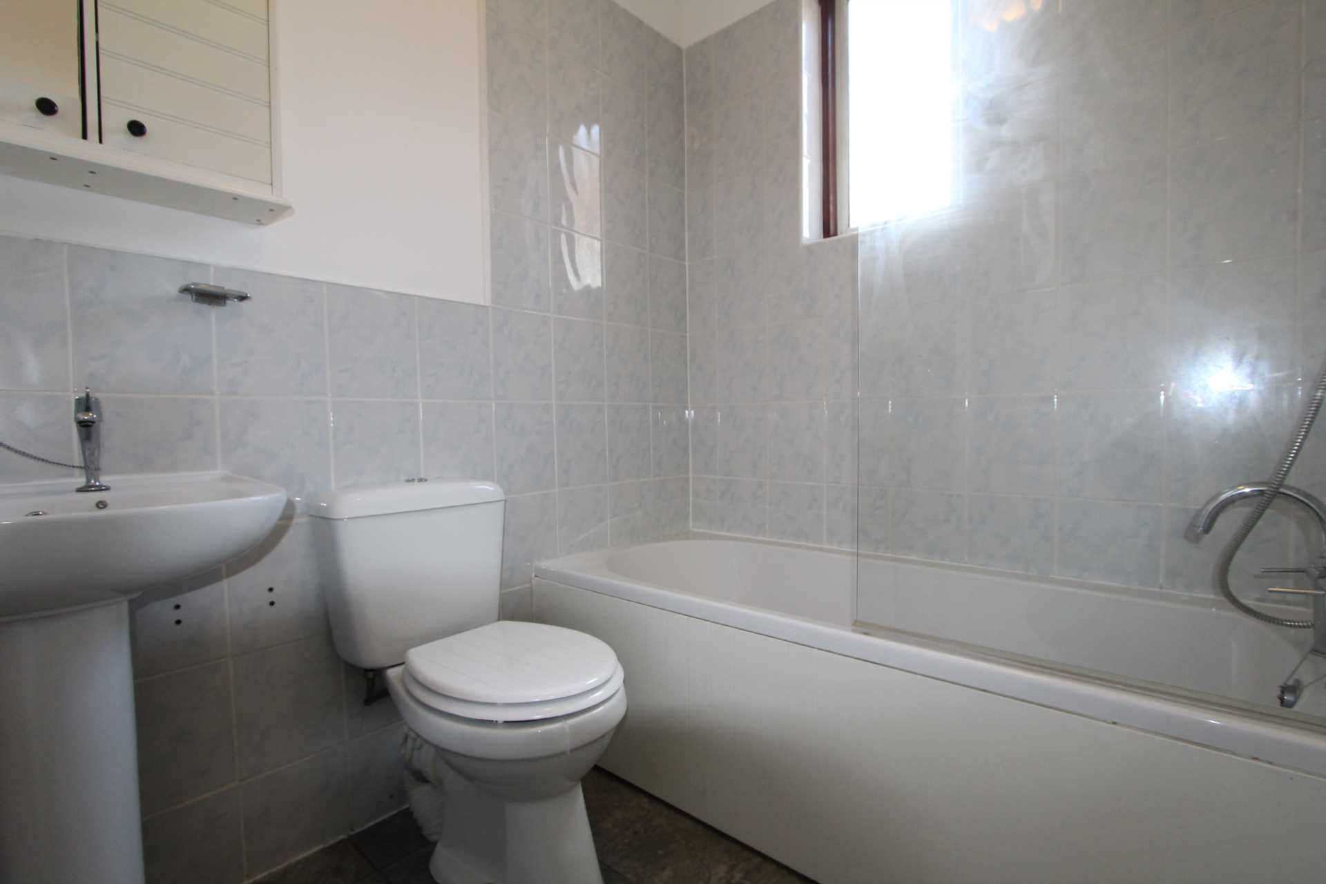 Brackendale Aveune, Pitsea, Basildon, Image 5