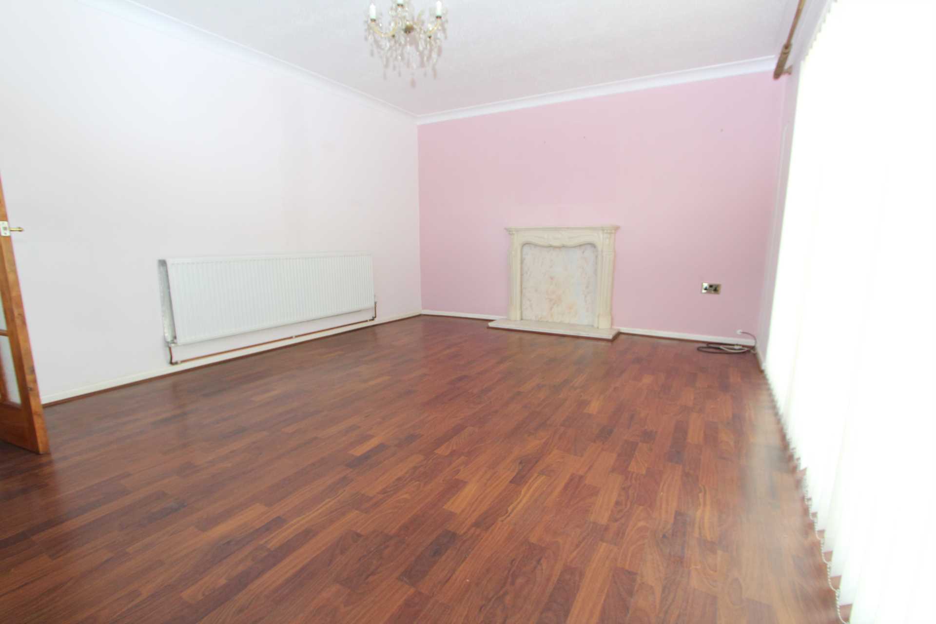 Langford Crescent, Thundersley, Image 6