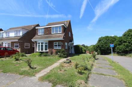 Langford Crescent, Thundersley, Image 13