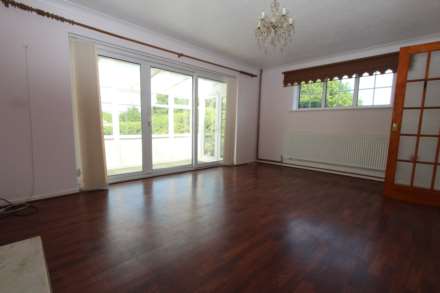 Langford Crescent, Thundersley, Image 7