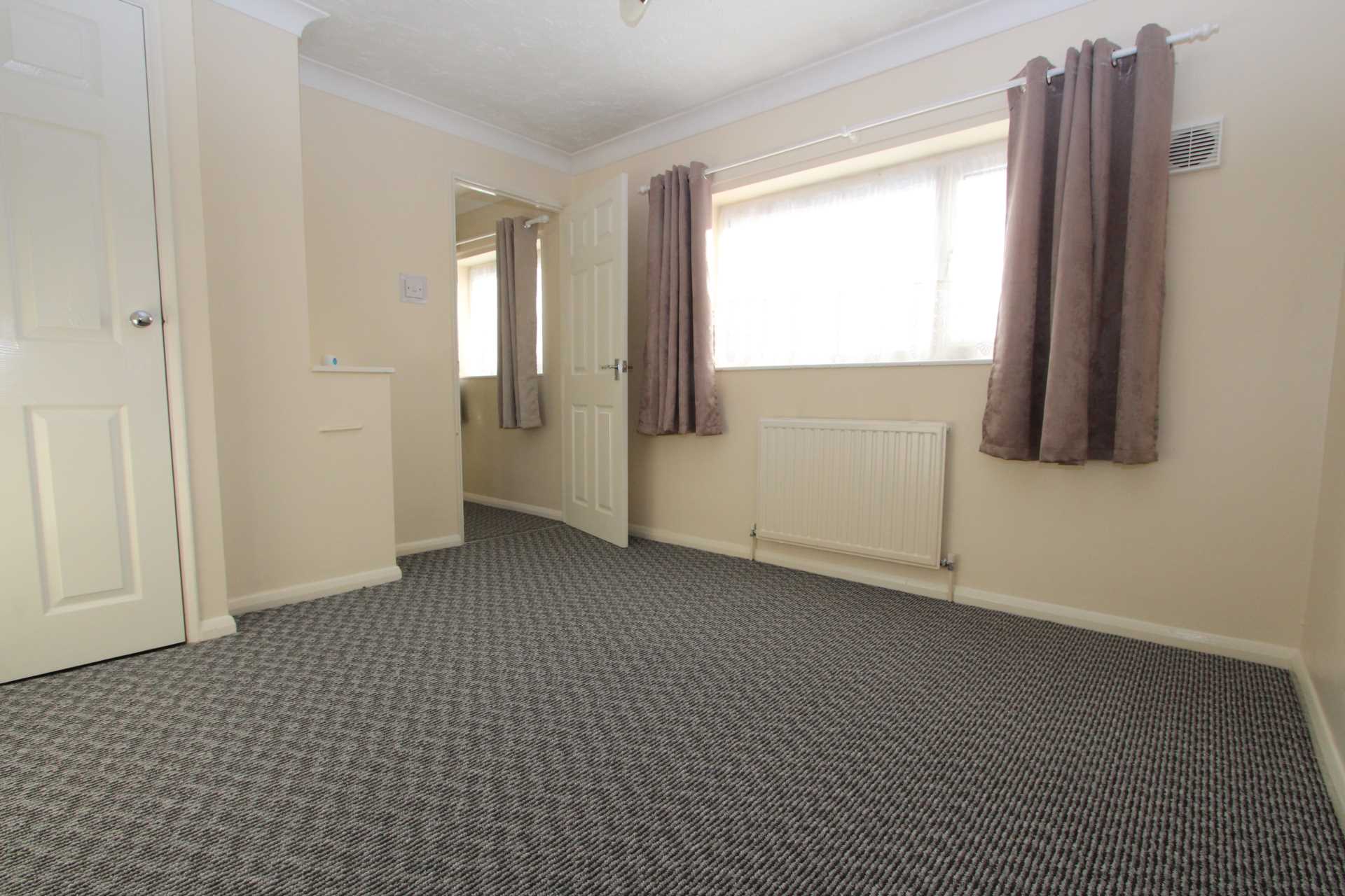 Cross Green, Basildon, Image 6
