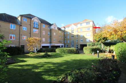 1 Bedroom Flat, Retirement flat close to Town Centre