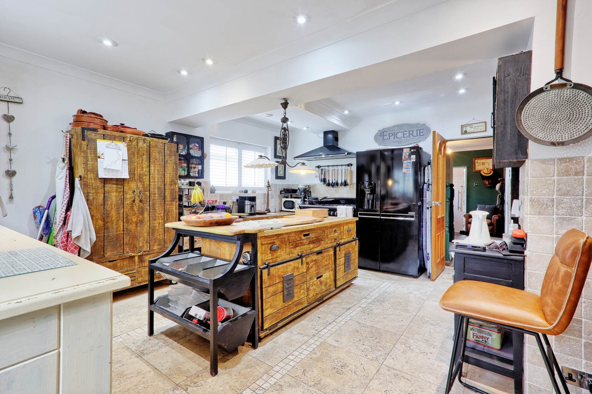 Rayleigh Road, Thundersley, Image 21