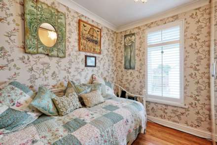 Rayleigh Road, Thundersley, Image 12