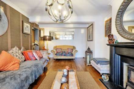 Rayleigh Road, Thundersley, Image 5