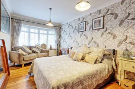 Rayleigh Road, Thundersley, Image 9