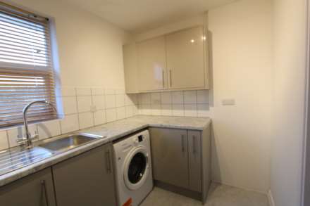 Hazelwood, Benfleet, Image 4