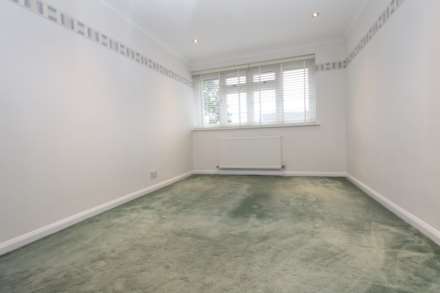 Chase Close, Benfleet, Image 13
