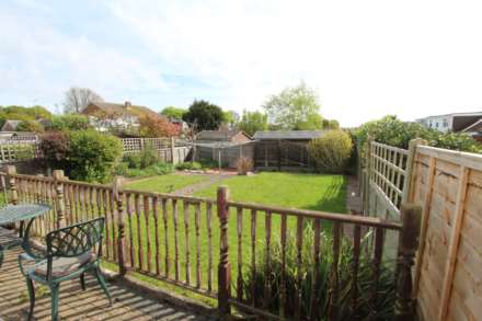 Cedar Park Close, Thundersley, Image 2