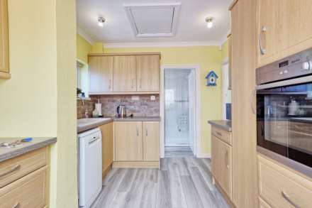 Bramble Road, Daws Heath, Benfleet, Image 4