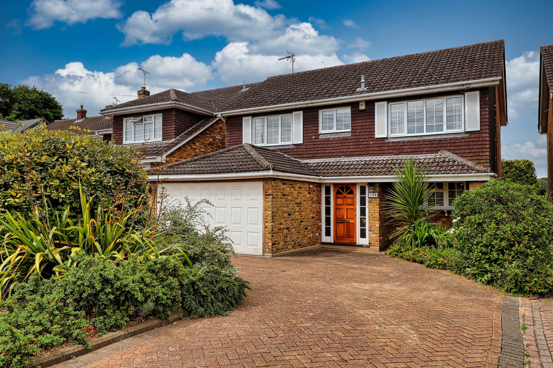 Daws Heath Road, Thundersley, Image 1