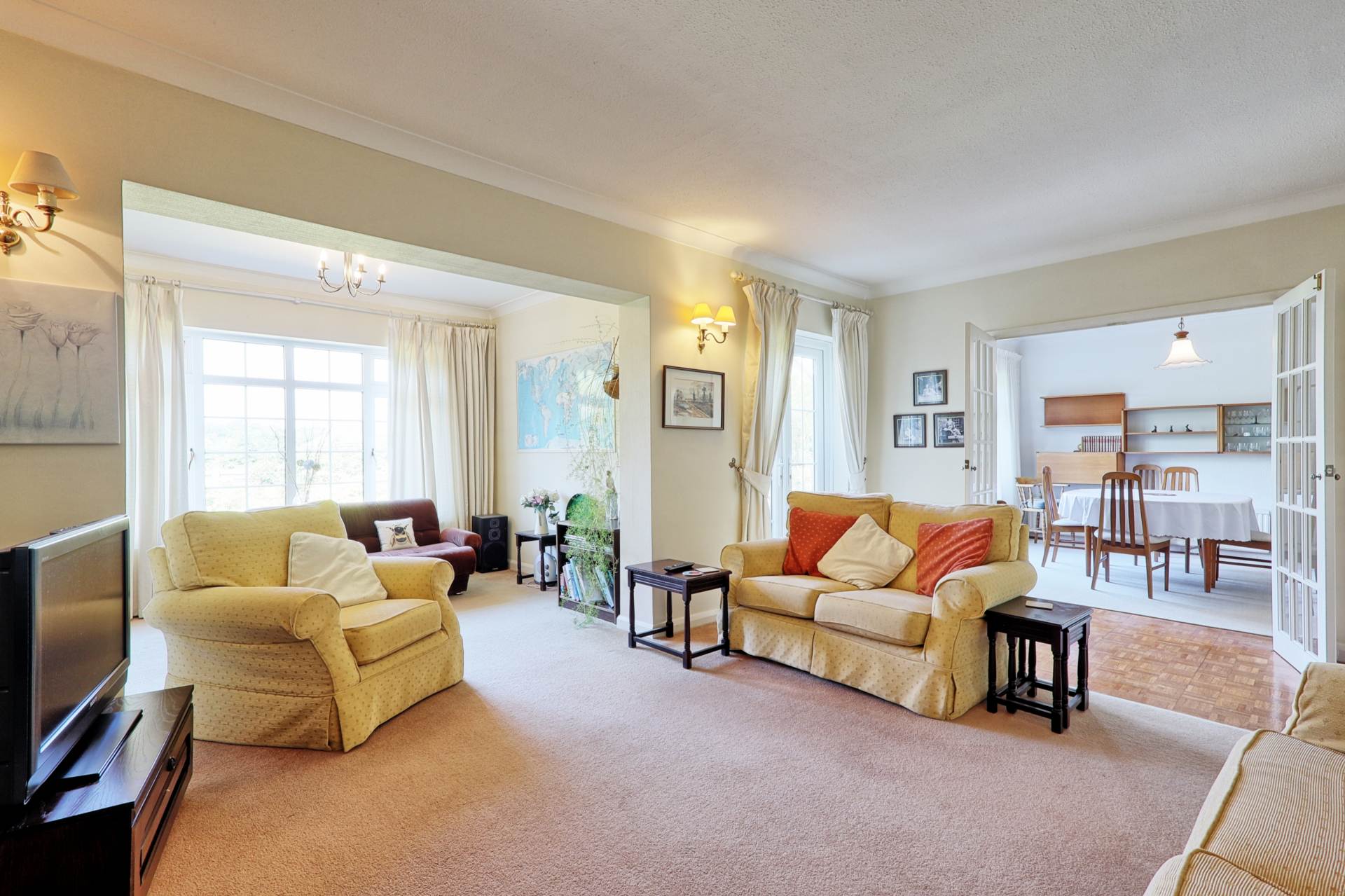 Daws Heath Road, Thundersley, Image 2