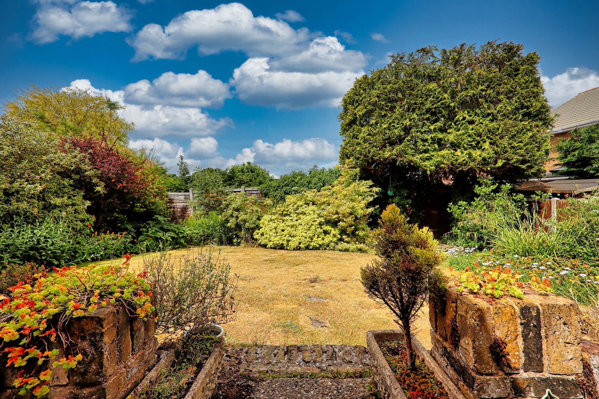 Daws Heath Road, Thundersley, Image 5