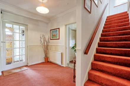 Daws Heath Road, Thundersley, Image 10