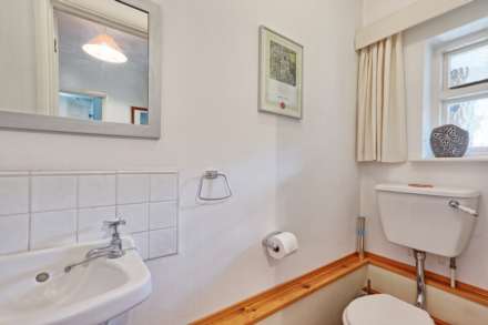 Daws Heath Road, Thundersley, Image 21