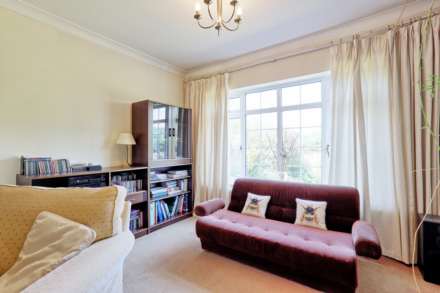 Daws Heath Road, Thundersley, Image 22