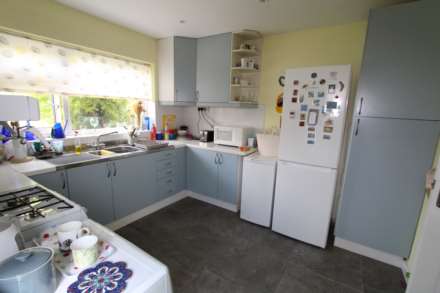 London Road, Rayleigh, Image 11