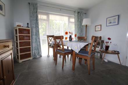 London Road, Rayleigh, Image 6