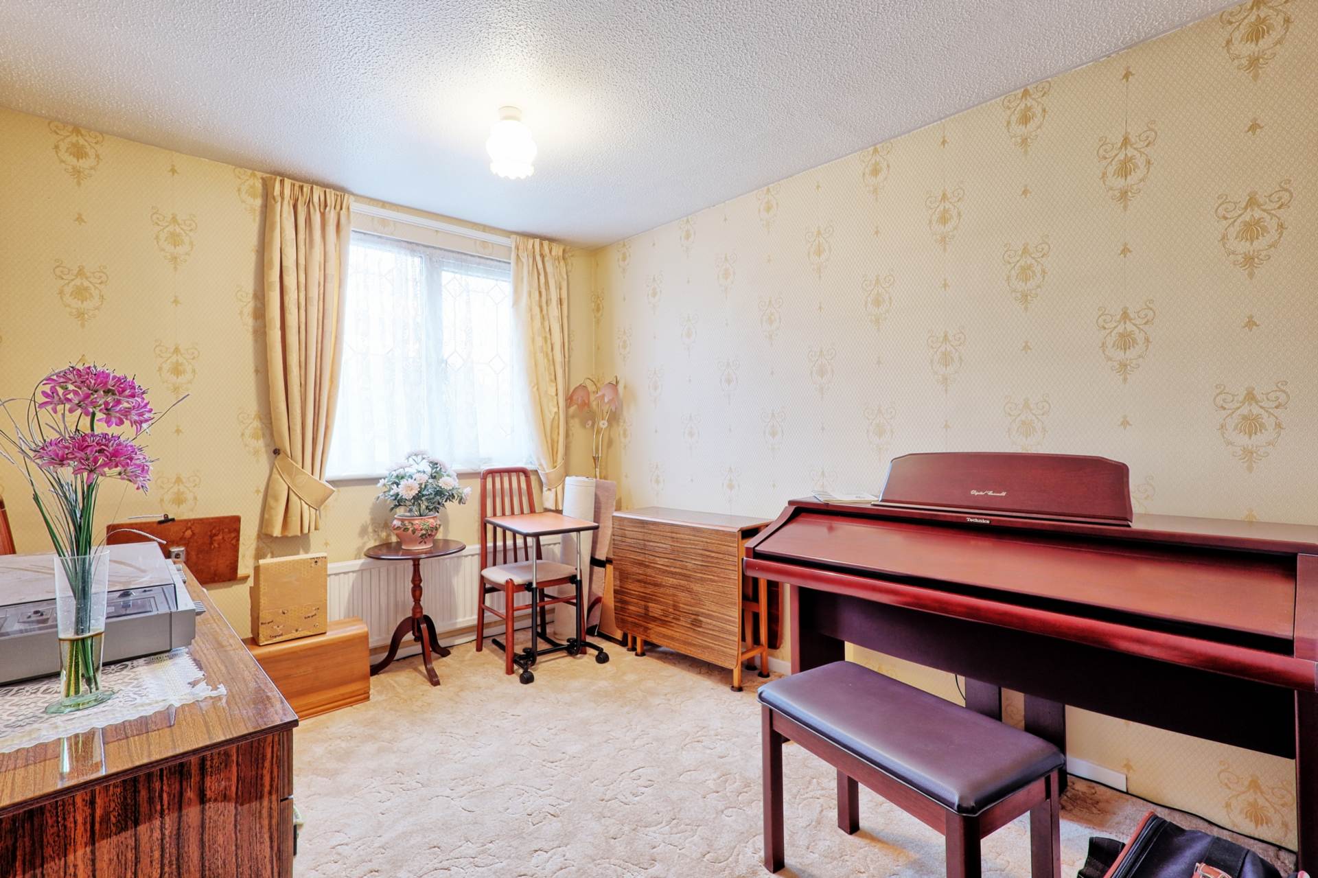 Asquith Gardens, Benfleet, Image 11