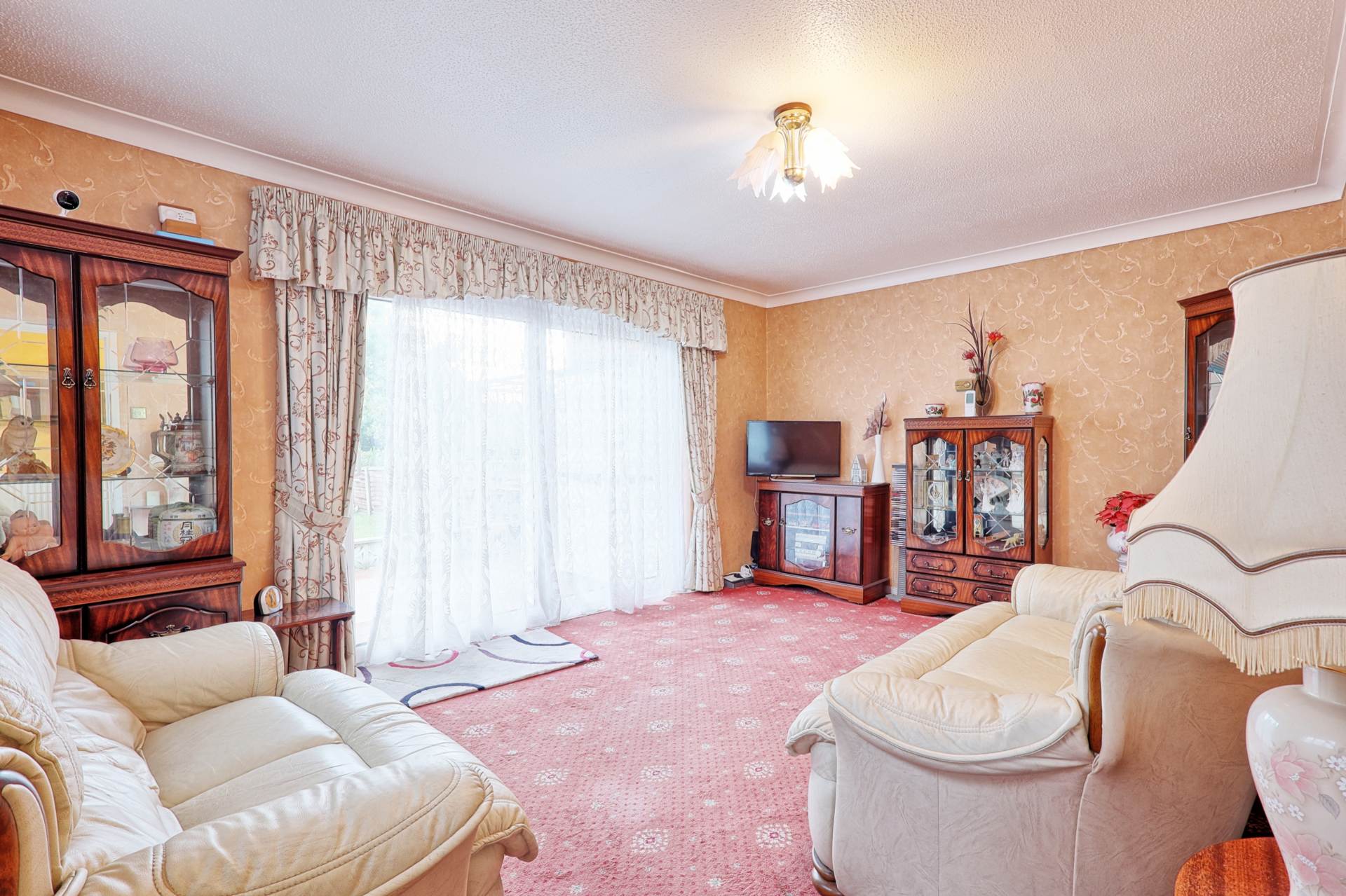 Asquith Gardens, Benfleet, Image 7