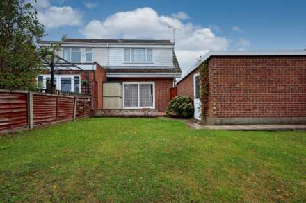 Asquith Gardens, Benfleet, Image 15