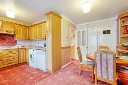 Asquith Gardens, Benfleet, Image 4
