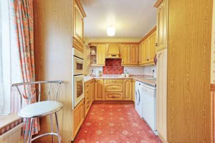 Asquith Gardens, Benfleet, Image 5
