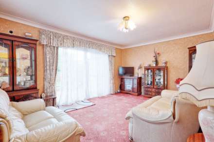 Asquith Gardens, Benfleet, Image 7