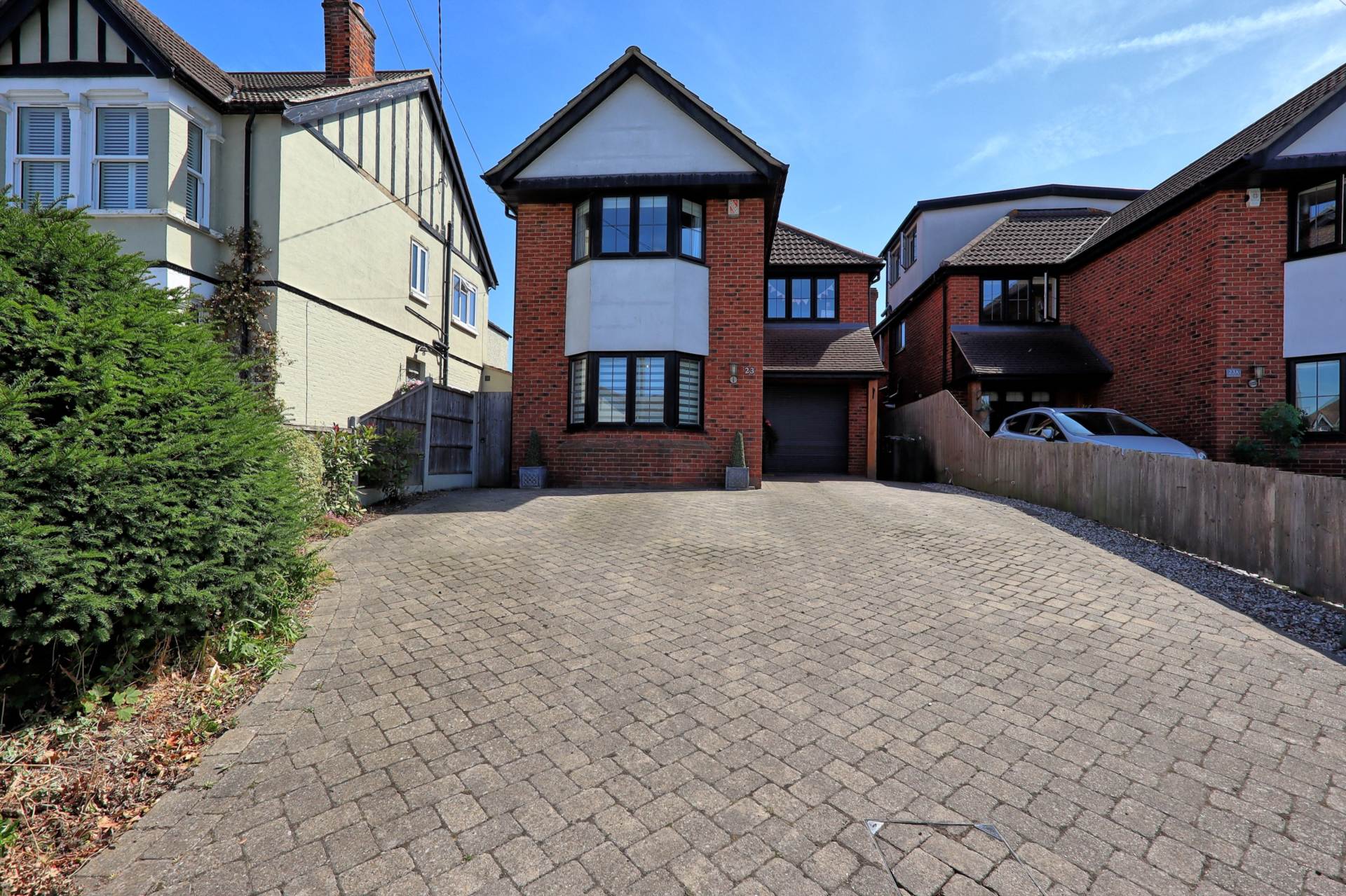 High Road, Hockley, Image 1